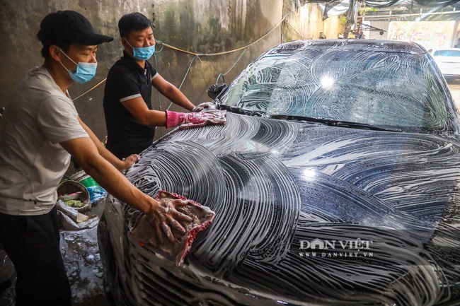30 Tết tranh thủ ở Hà Nội rửa xe kiếm 30 triệu đồng - Ảnh 10.