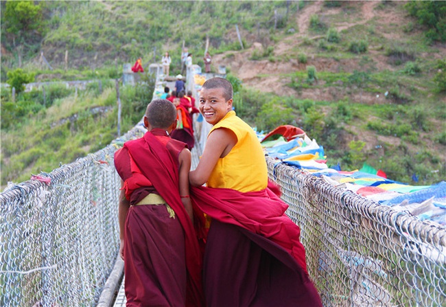 Tới Bhutan tìm gặp những “thợ săn đêm” lãng mạn nức tiếng một thời - Ảnh 6.