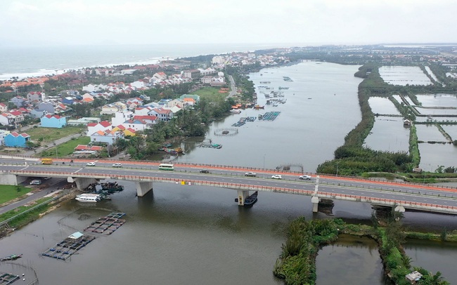 Chủ tịch Đà Nẵng yêu cầu đảm bảo 3 tiêu chí khơi thông sông Cổ Cò - Ảnh 3.