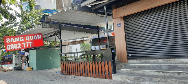 Chùm ảnh hàng loạt địa điểm kinh doanh tại TP.HCM đóng cửa, trả mặt bằng sau Tết Tân Sửu - Ảnh 4.