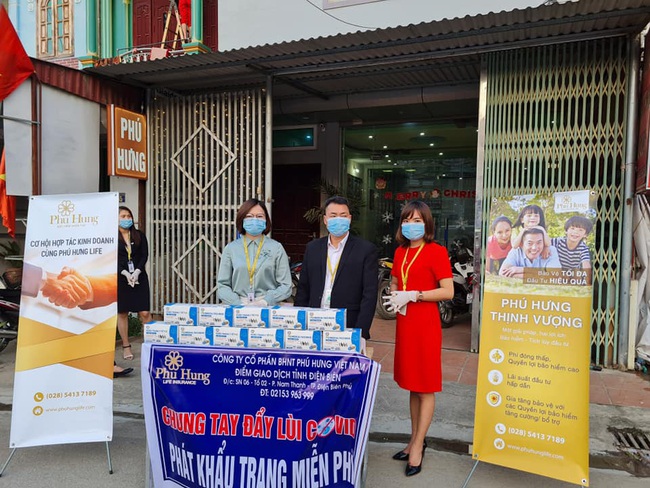 Bảo hiểm nhân thọ Phú Hưng chi nhánh tỉnh Điện Biên phát 3.000 khẩu trang miễn phí - Ảnh 11.