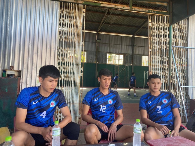 Đắk Lắk giải thể đội bóng chuyền nam, vận động viên nuối tiếc - Ảnh 1.