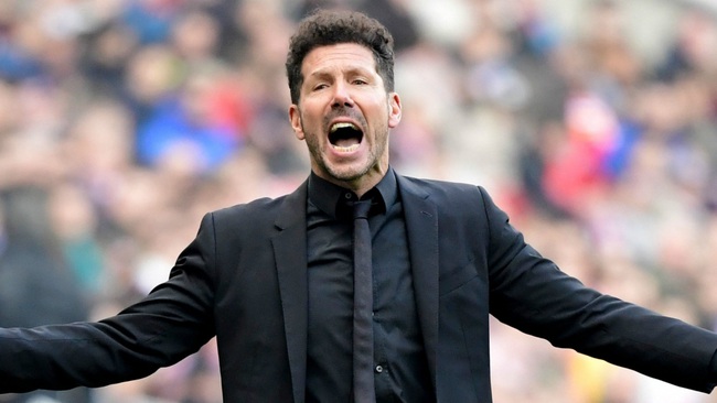 Simeone cùng Atletico Madrid thất thế trước Chelsea.