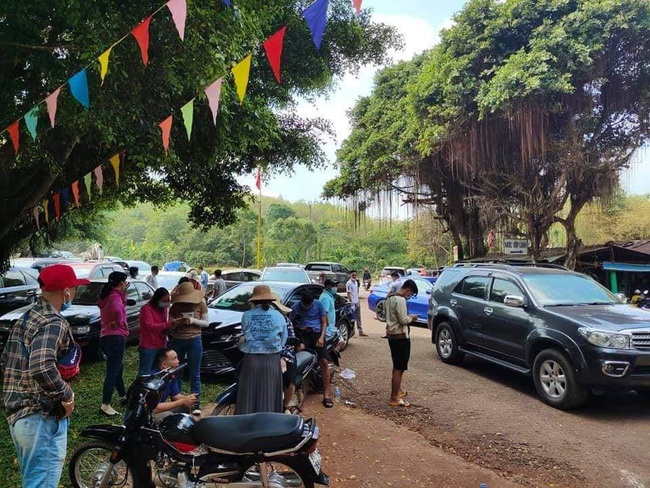 Sốt đất bất thường ở Bình Phước: Toàn “cò” đất, “lướt sóng, lướt ván” náo loạn miền quê - Ảnh 3.