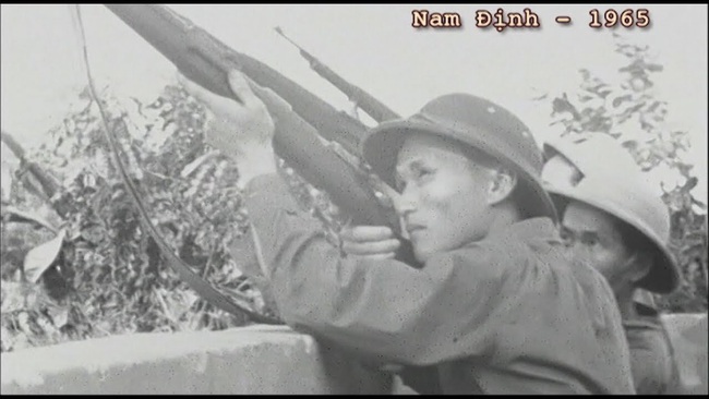 Súng trường lạc hậu của Việt Nam “vít cổ” loạt giặc lái Mỹ - Ảnh 7.