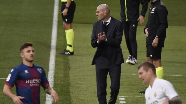 Zidane hài lòng với chiến thắng sát nút Huesca.