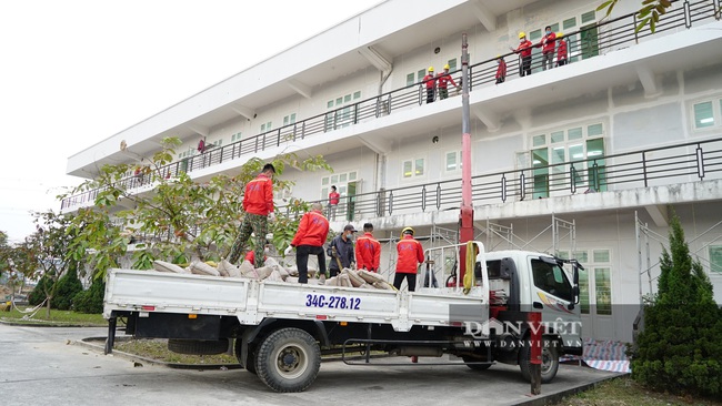 Bệnh viện dã chiến số 3 Hải Dương &quot;khoác áo mới&quot;, chuẩn bị đi vào hoạt động - Ảnh 3.