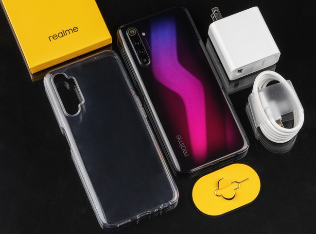 Realme Việt Nam: Khai thác sản phẩm tầm trung và ra mắt flagship trong năm 2021 - Ảnh 1.