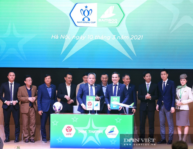 Cầu thủ V.League không được thi đấu nếu có thân nhiệt trên 37,5 độ C - Ảnh 2.