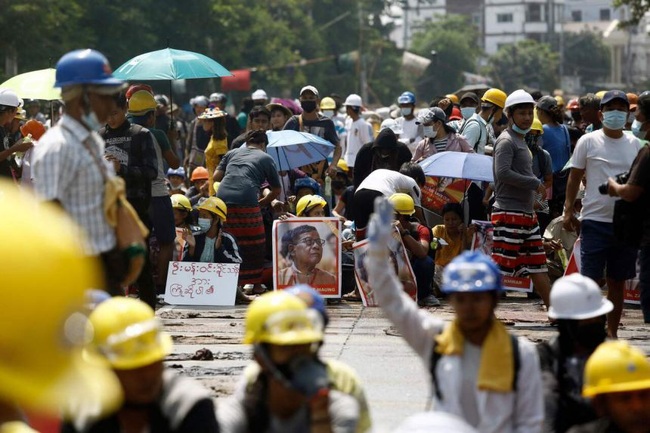LHQ cảnh báo 'tội ác chống lại nhân loại' ở Myanmar - Ảnh 1.