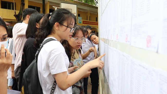 Phản ứng của các trường trước thông tin Hà Nội có thể lùi thời gian thi vào lớp 10 năm 2021 - Ảnh 1.