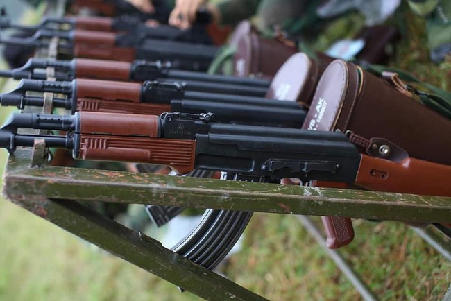 Việt Nam muốn cải biên súng AKM theo hướng &quot;chiến thuật&quot;? - Ảnh 9.