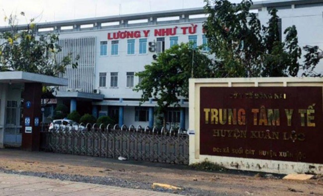 Vụ bệnh nhân nữ chết ở Trung tâm y tế Xuân Lộc: Người nhà làm đơn tố cáo  - Ảnh 2.
