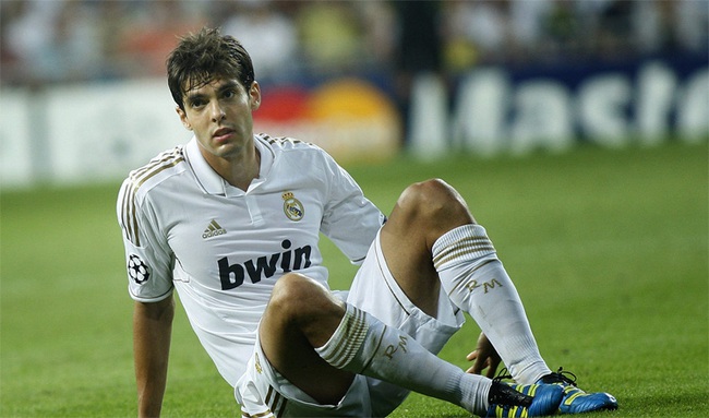 Hazard và 4 &quot;bom tấn&quot; đã trở thành thảm họa khi gia nhập Real Madrid - Ảnh 4.