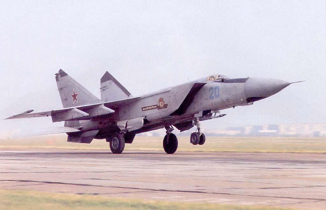MiG-25 Liên Xô trốn sang Nhật Bản (Kỳ 2): Nguyên nhân MiG-25 ra đời - Ảnh 12.