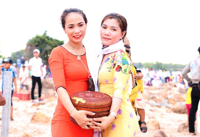 Tết Ramưwan lễ hội văn hóa đặc sắc của người Chăm ở Bình Thuận- Ninh Thuận - Ảnh 11.