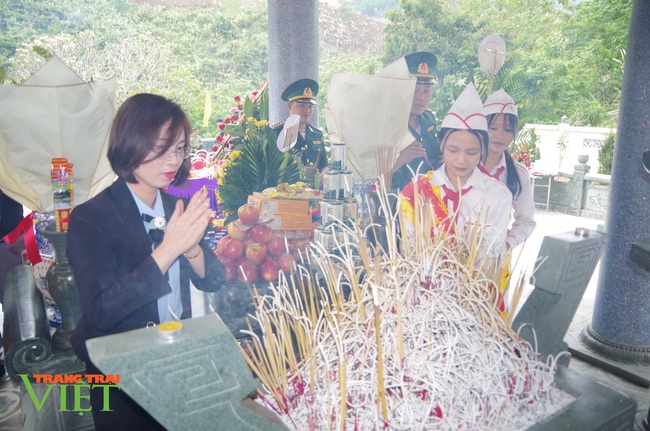 Lai Châu: Khánh thành giai đoạn 1 Nhà bia ghi tên các anh hùng liệt sĩ - Ảnh 1.