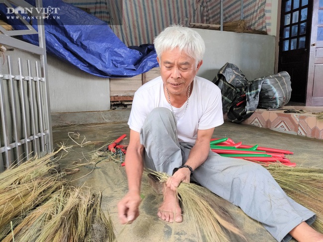 Hà Tĩnh: Người dân “hái ra tiền”, nhờ lên rừng cắt cây hoang dại - Ảnh 3.