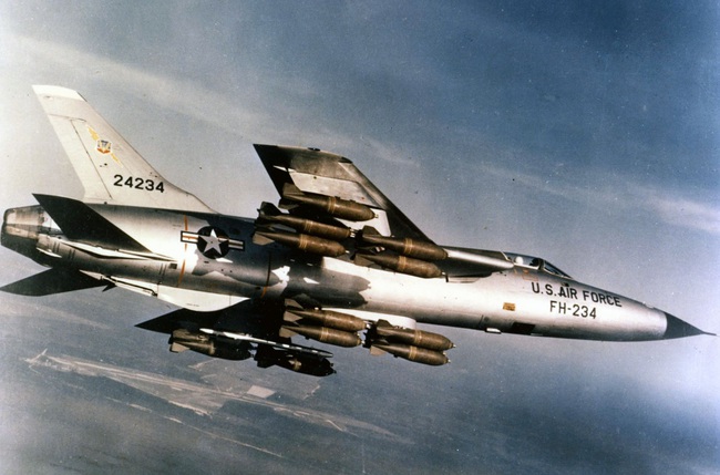 Nguyên nhân UAV Mỹ “rụng như sung” trong chiến tranh Việt Nam (P1) - Ảnh 1.