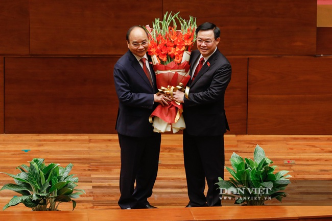 Ảnh: Ông Nguyễn Xuân Phúc tuyên thệ nhậm chức Chủ tịch nước - Ảnh 6.