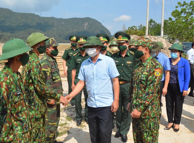 Bí thư TT-Huế: Bằng mọi giá phải khống chế được dịch Covid-19 ngay tại tuyến đầu biên giới  - Ảnh 1.