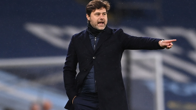 Pochettino cay cú sau trận thua Man City.