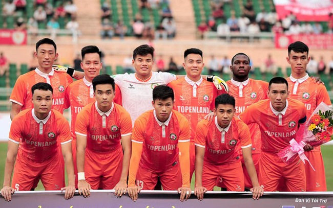 Có 300 tỷ đồng, CLB V.League chiêu mộ 9 tân binh, chia tay 9 cựu binh - Ảnh 1.