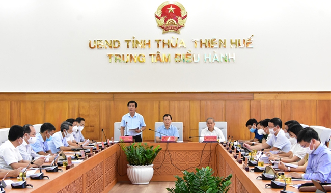 Thủ tướng: Thừa Thiên Huế phải tập trung xây dựng kinh tế xanh, phát triển công nghiệp văn hóa  - Ảnh 2.