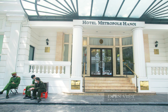 Giá khách sạn từ TP.HCM ra Hà Nội cách ly 7 ngày: Nơi &quot;cháy&quot; phòng, nơi cao nhất 44 triệu đồng - Ảnh 2.