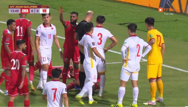 Vòng loại World Cup 2022: ĐT Việt Nam lập kỷ lục về... nhận penalty - Ảnh 1.