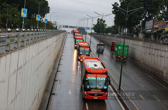 Người dân muốn đi từ TP.HCM về Đồng Nai bằng ô tô cá nhân cần đáp ứng điều kiện gì? - Ảnh 2.