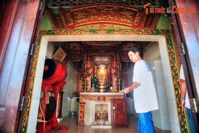 Truyền thuyết lạ phía sau những dinh thờ thiêng nổi tiếng Việt Nam - Ảnh 15.