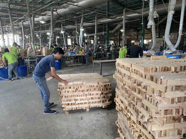 Doanh nghiệp ngành gỗ “khát” lao động - Ảnh 2.