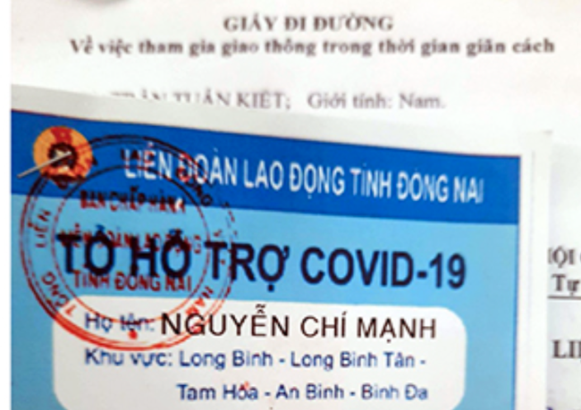 Bắt đối tượng làm giả giấy tờ để bán cho người có nhu cầu thông chốt kiểm dịch - Ảnh 2.