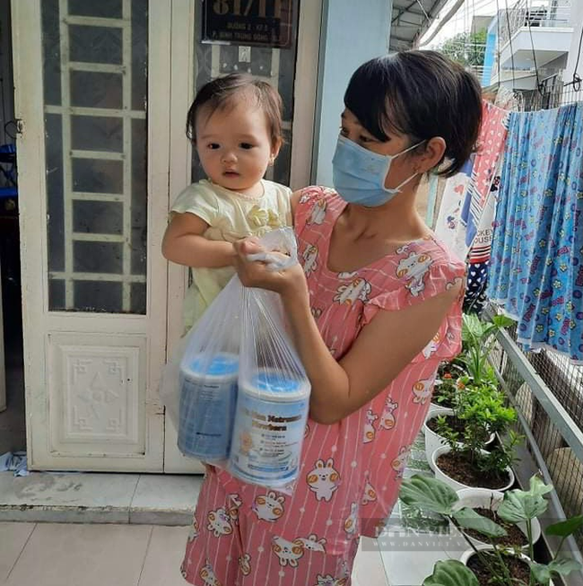 Công ty Natrumax tặng 100 hộp sữa đong đầy yêu thương cho trẻ em ở TP.HCM - Ảnh 2.