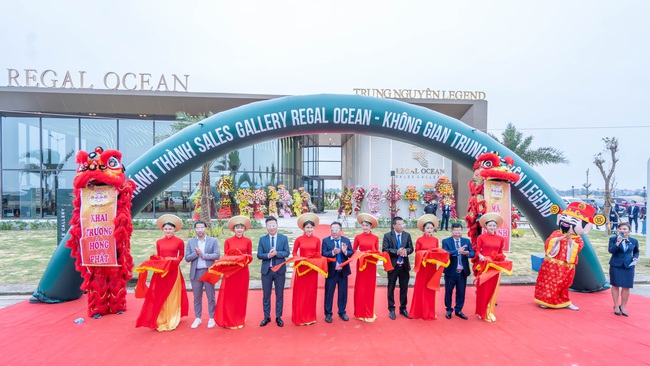 Đất Xanh Miền Trung chính thức ra mắt không gian Sales Gallery và tiện ích đầu tiên tại dự án Regal Ocean - Ảnh 1.