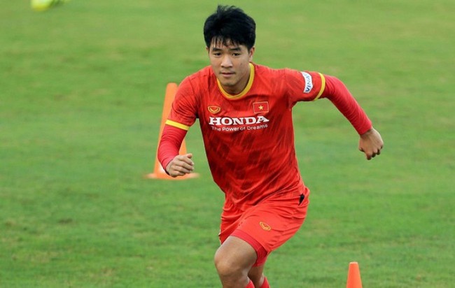 Chi 6,5 tỷ đồng chiêu mộ Hà Đức Chinh, Bình Định FC muốn... vô địch V.League 2022 - Ảnh 2.