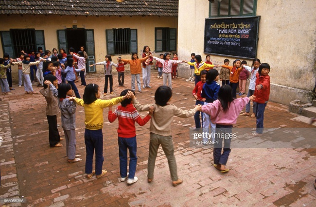 Loạt ảnh lý thú về học sinh tiểu học Hà Nội năm 1987 - Ảnh 3.