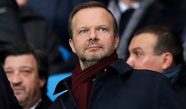 Phó chủ tịch Ed Woodward không rời M.U vào cuối năm - Ảnh 1.