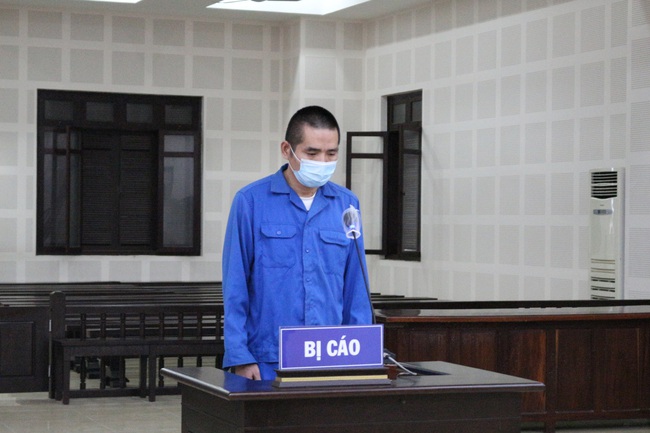 Ở lại Việt Nam trái phép để lấy vợ, một người Trung Quốc lãnh án tù - Ảnh 1.