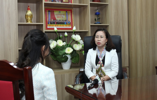 Phó Chủ tịch Hội NDVN Bùi Thị Thơm: Nông dân phải là trung tâm trong chuyển đổi số nông nghiệp - Ảnh 4.