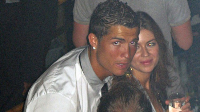 Ronaldo lại đau đầu vụ bị tố cưỡng hiếp và đánh đập người mẫu Mỹ - Ảnh 1.