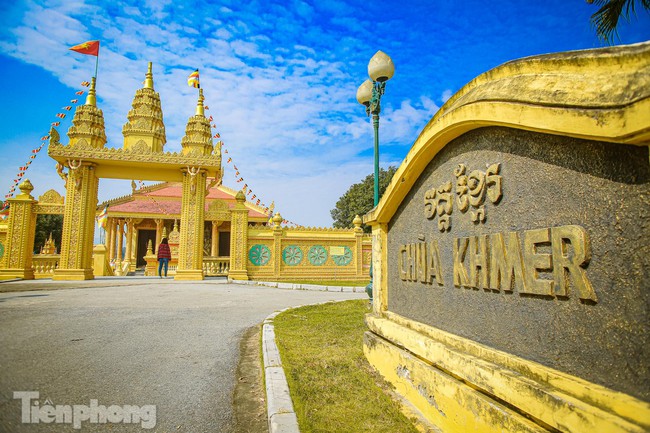Khám phá vẻ đẹp kiến trúc của ngôi chùa Khmer tại Hà Nội - Ảnh 1.