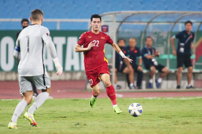 Vì sao Tiến Linh vẫn chưa thể &quot;thông nòng&quot; tại AFF Cup 2020? - Ảnh 2.