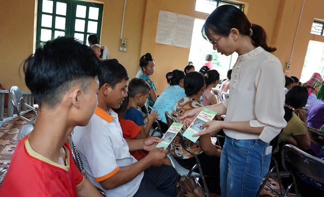 Hiểu rõ tác hại, người dân nông thôn đoạn tuyệt thuốc lá - Ảnh 1.