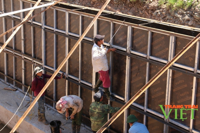 Yên Châu: Nhiều giải pháp nâng cao chất lượng các công trình xây dựng - Ảnh 1.