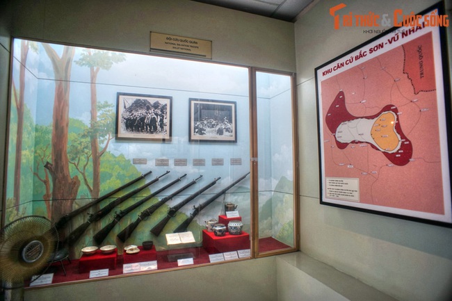 Khám phá hiện vật vô giá trong Bảo tàng Lịch sử Quân sự Việt Nam - Ảnh 6.