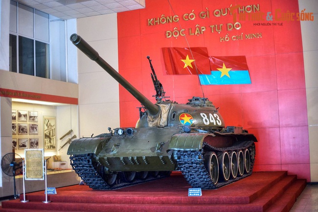 Khám phá hiện vật vô giá trong Bảo tàng Lịch sử Quân sự Việt Nam - Ảnh 13.