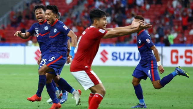 Highlight: Indonesia hạ Singapore ở trận bán kết kịch tính nhất lịch sử AFF Cup - Ảnh 1.