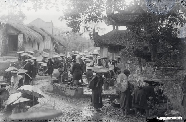 Ảnh hiếm về chợ Bưởi ở Hà Nội một thế kỷ trước - Ảnh 7.